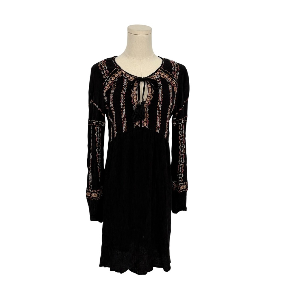 Knox Rose Embroidered Mini Dress Black 100% Rayon‎ Tassel Boho Long Sleeve M